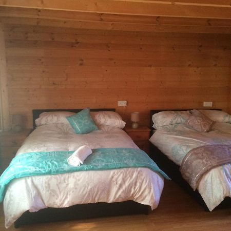 Log House Hideaway Villa Johnswell Eksteriør bilde